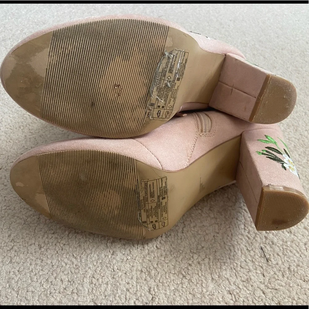 Forever 21 Blush Pink Embroidered Floral Ankle Boots